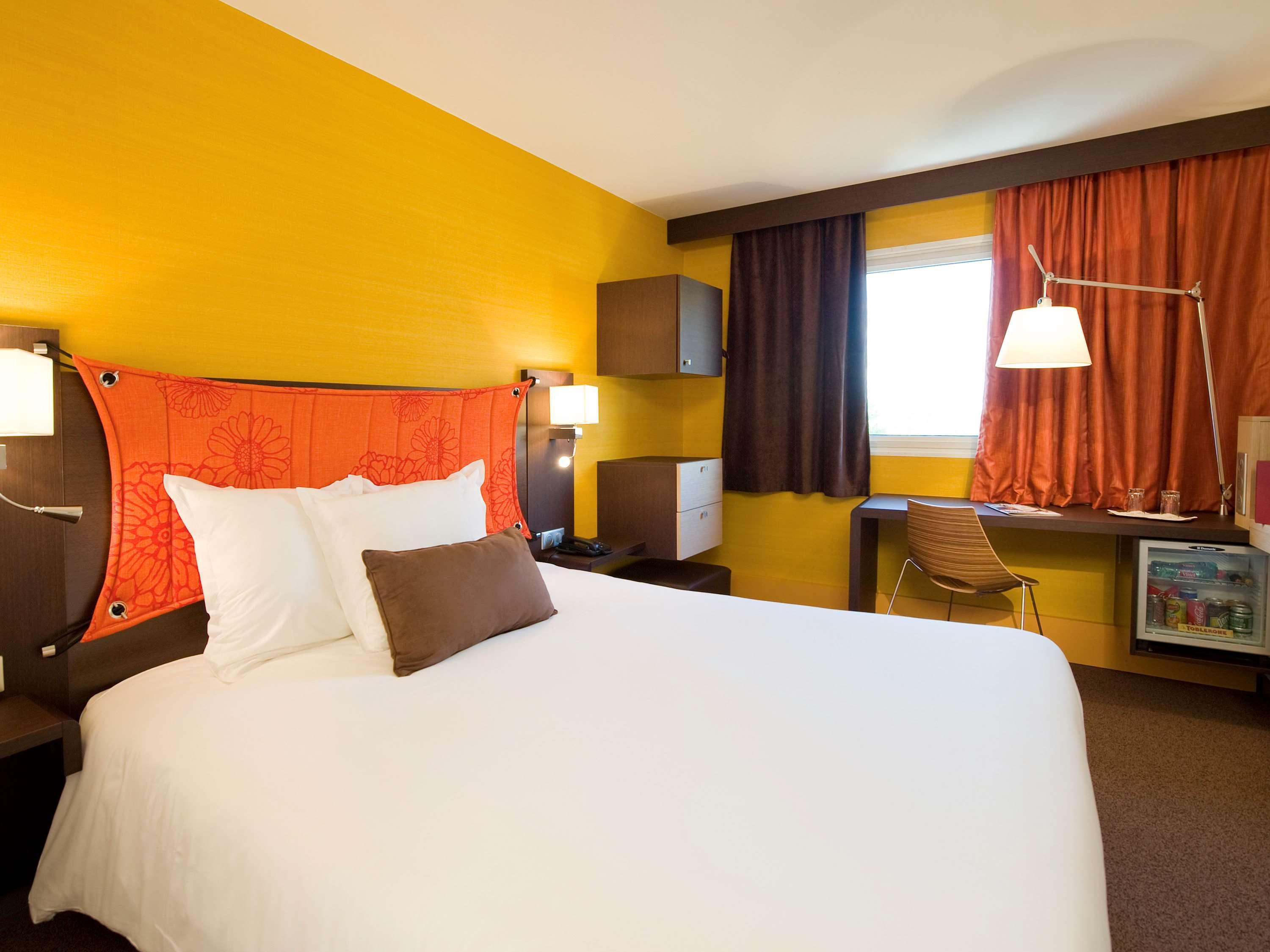 Mercure Paris Porte De Pantin Bagian luar foto
