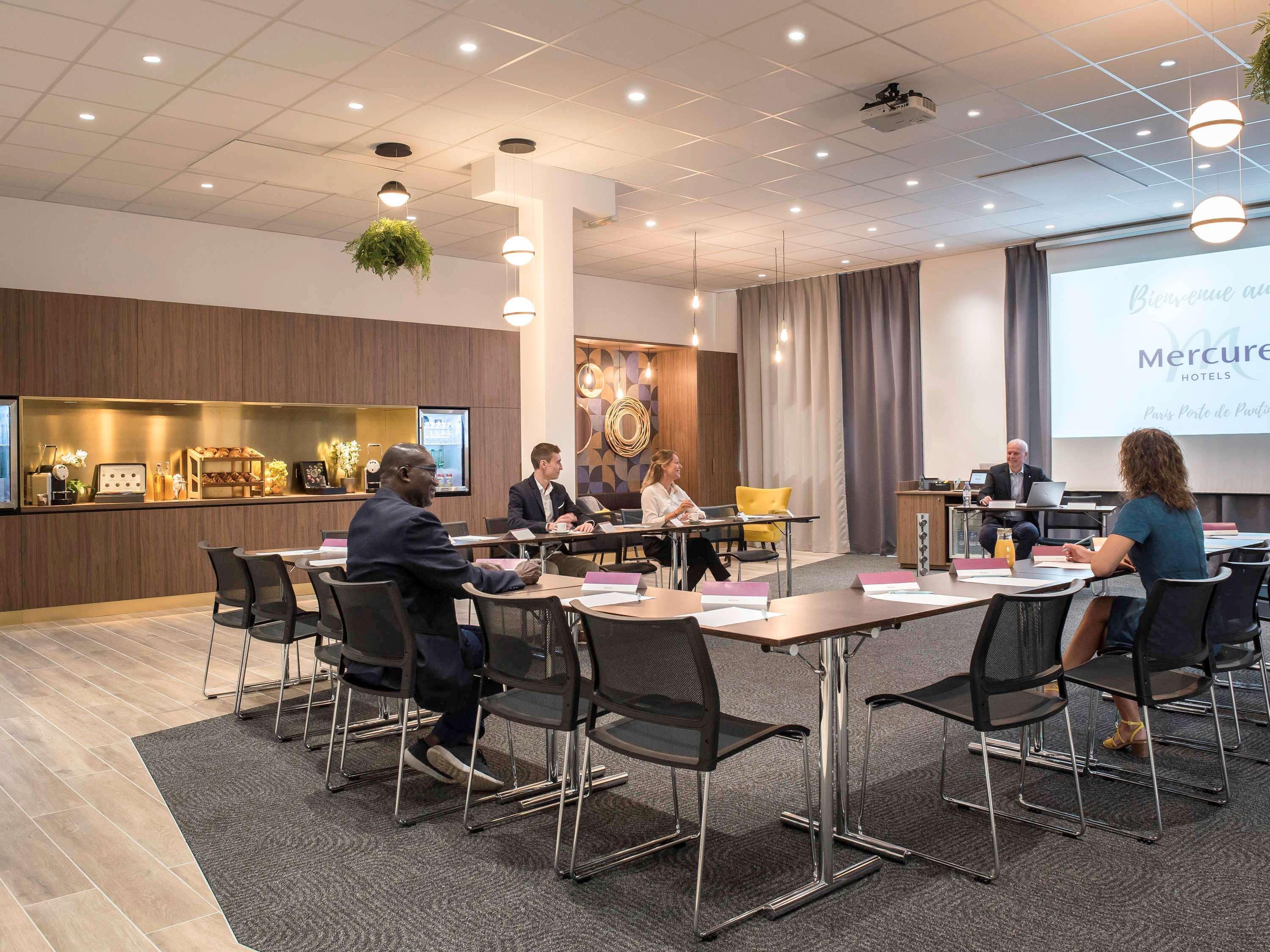 Mercure Paris Porte De Pantin Bagian luar foto