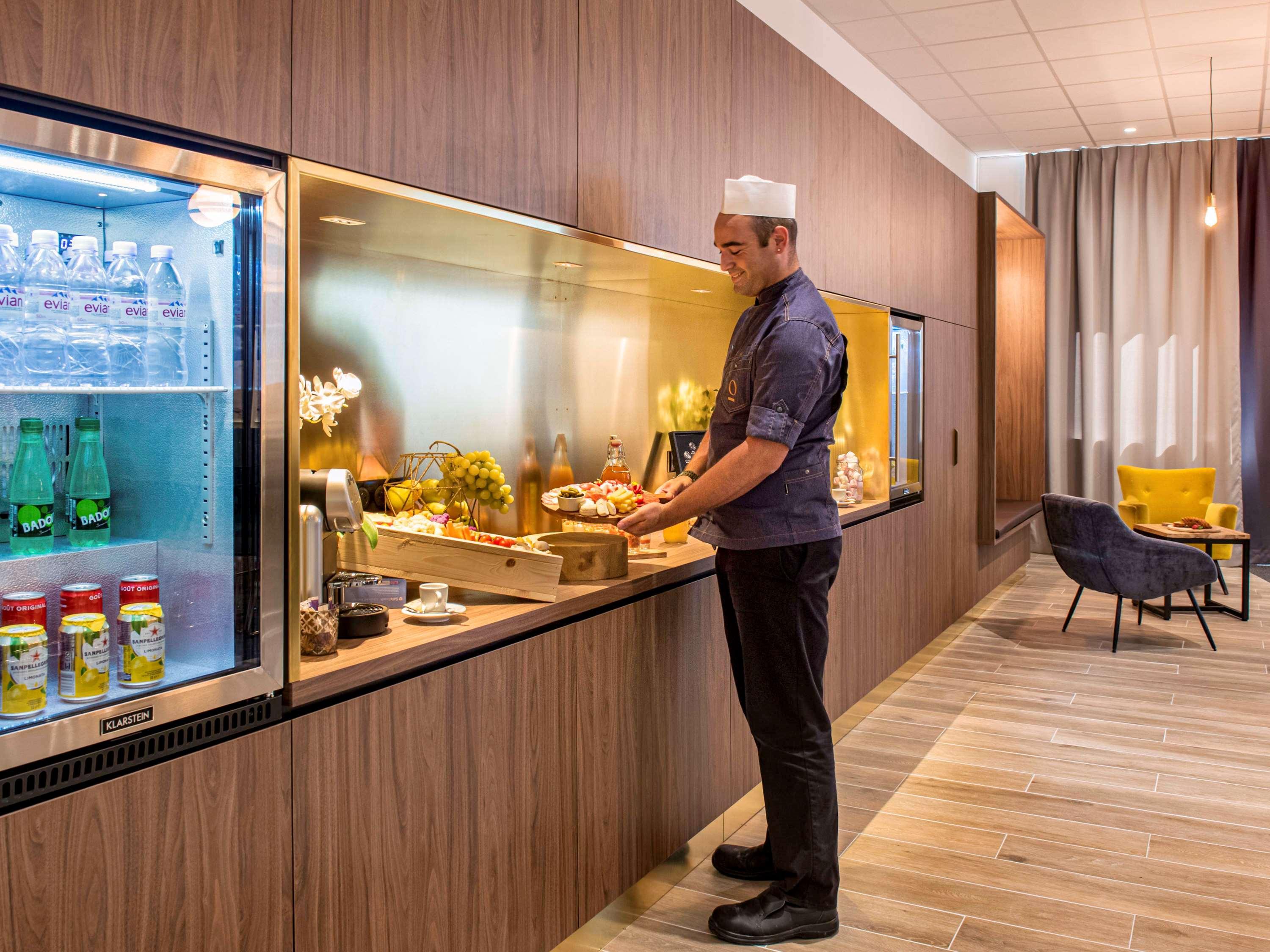 Mercure Paris Porte De Pantin Bagian luar foto